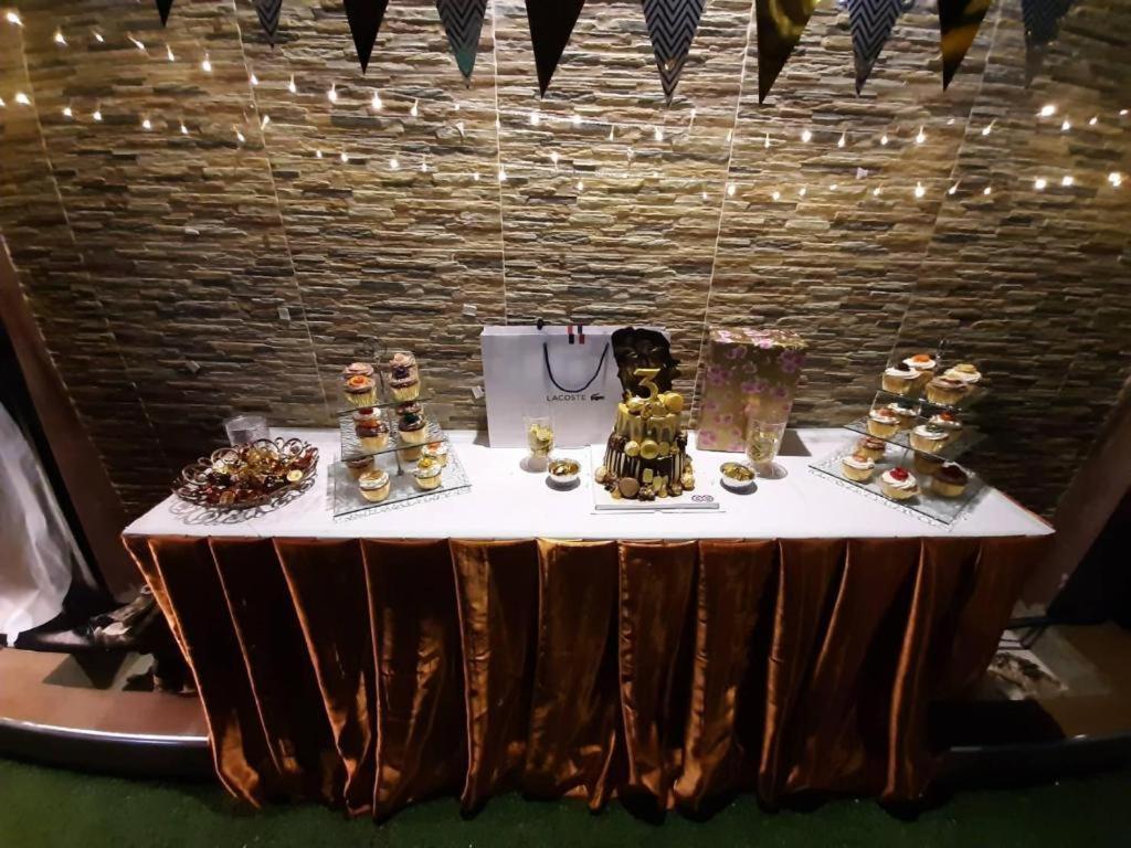 פיטסנולוק Le Parc Wangnang Hotel מראה חיצוני תמונה