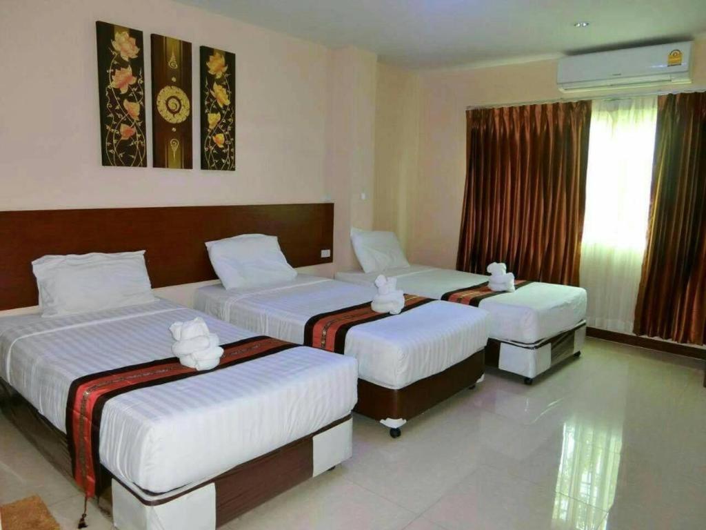 פיטסנולוק Le Parc Wangnang Hotel מראה חיצוני תמונה