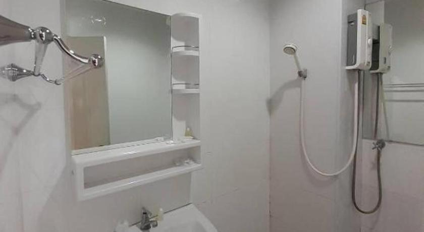פיטסנולוק Le Parc Wangnang Hotel מראה חיצוני תמונה