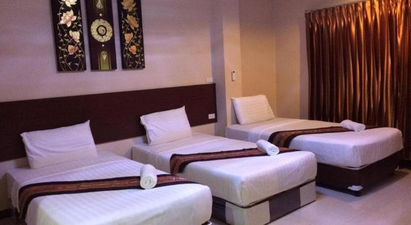 פיטסנולוק Le Parc Wangnang Hotel מראה חיצוני תמונה