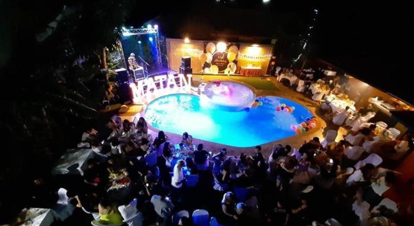 פיטסנולוק Le Parc Wangnang Hotel מראה חיצוני תמונה